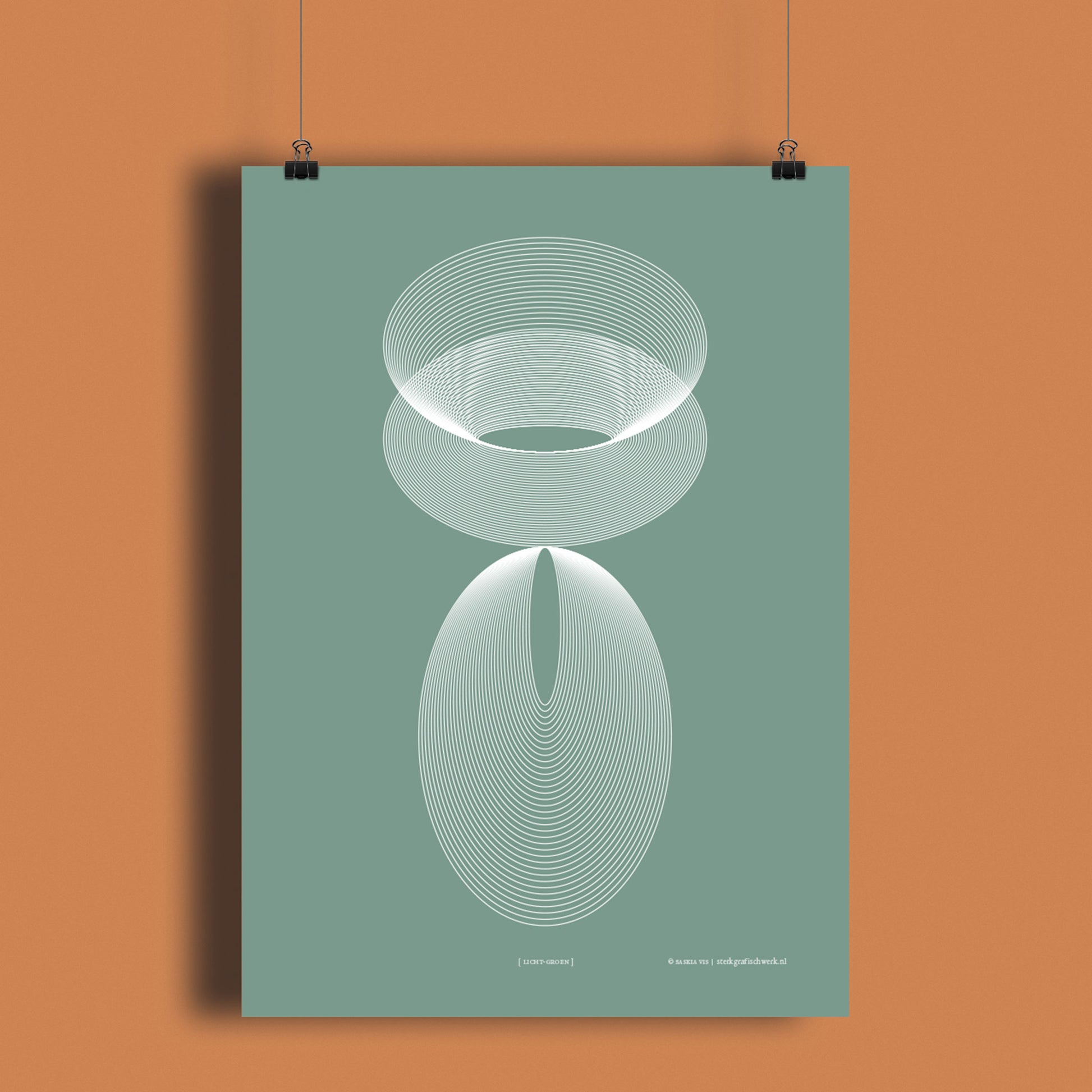 Productafbeelding poster "licht-groen" met een gekleurde wand als achtergrond.
